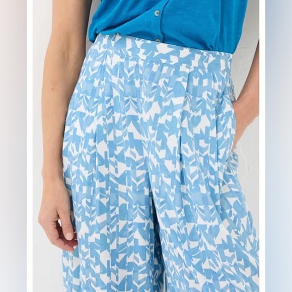 Women's Fatface Shirwell Med‎ Geo Cropped Trousers - Picture 2 of 4